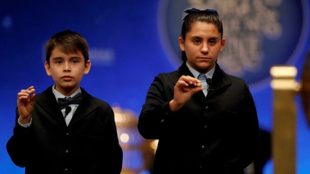 Los niños que cantaron el cuarto premio 41710 Los niños que cantaron el cuarto premio 41710