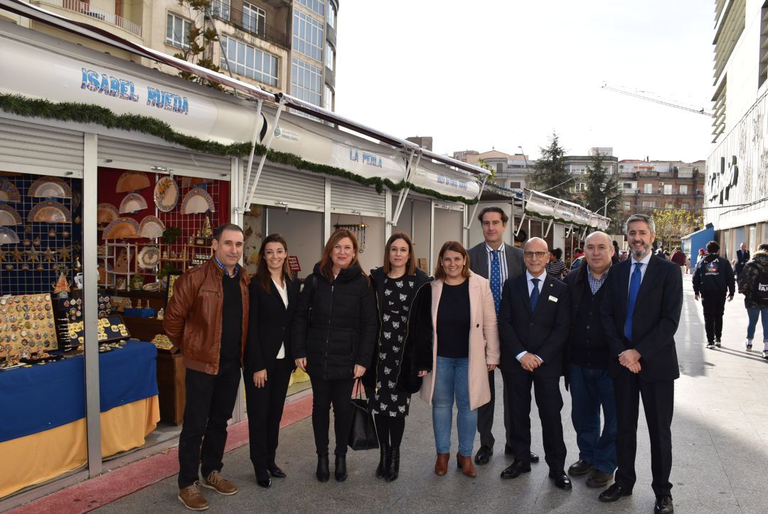 Varias vías de Talavera lucirán banderolas para promocionar la declaración de la cerámica como Patrimonio Cultural Inmaterial Varias vías de Talavera lucirán banderolas para promocionar la declaración de la cerámica como Patrimonio Cultural Inmaterial