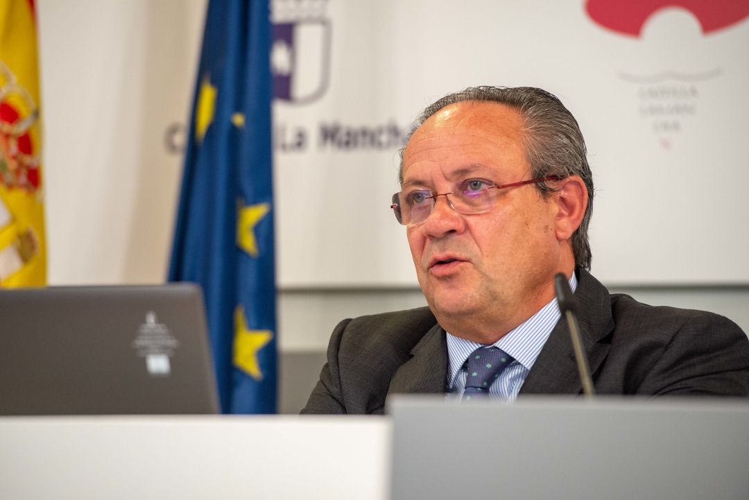 El consejero de Hacienda y Administraciones Públicas, Juan Alfonso Ruiz Molina, presenta el proyecto de Ley de Presupuestos Generales de Castilla-La Mancha para 2020 El consejero de Hacienda y Administraciones Públicas, Juan Alfonso Ruiz Molina, presenta el proyecto de Ley de Presupuestos Generales de Castilla-La Mancha para 2020