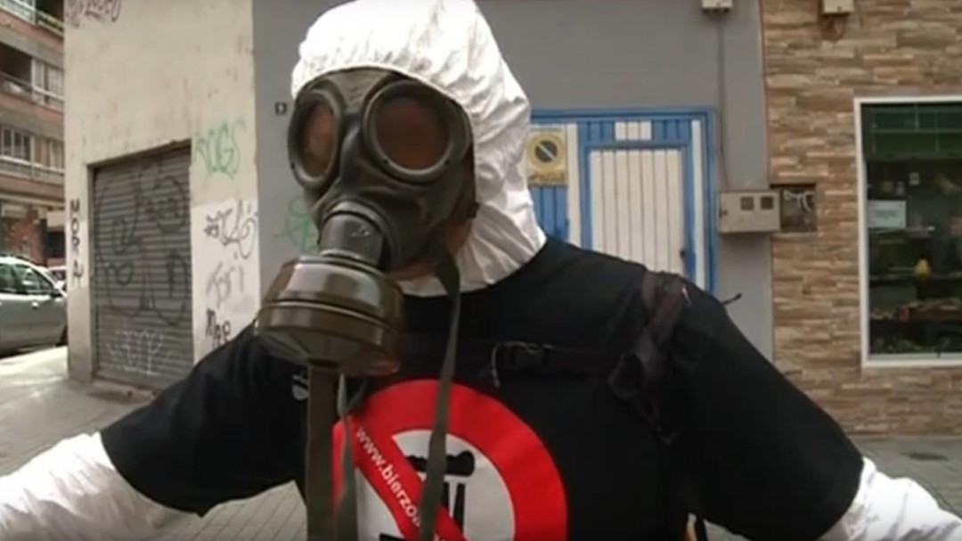 Aire limpio quiere que el Bierzo se ponga de "luto" por la quema de neumáticos en Cosmos