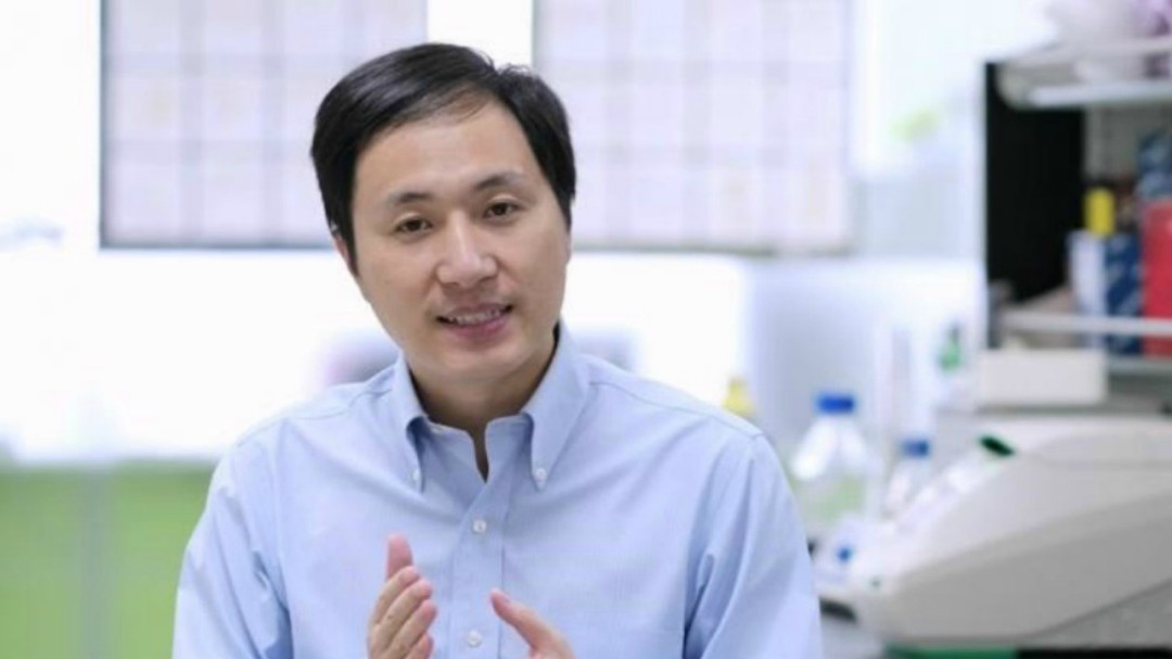 Tres años de cárcel para el genetista chino He Jiankui