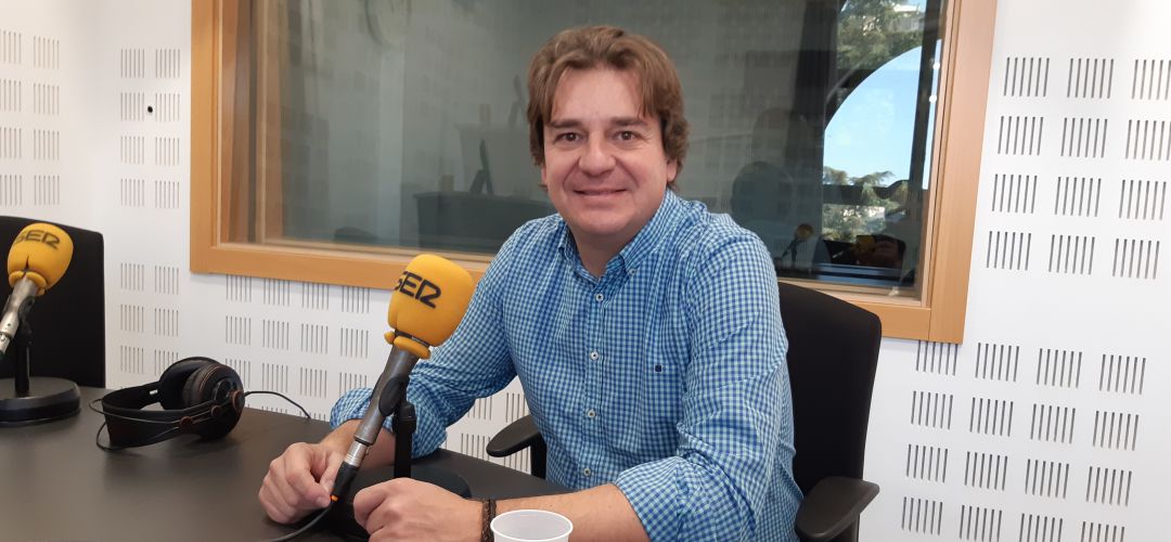 El alcalde fuenlabreño anuncia en SER Madrid Sur la visita de la presidenta de ADIF para conocer asepectos de Distrito Centro que afectarán al tren. El alcalde fuenlabreño anuncia en SER Madrid Sur la visita de la presidenta de ADIF para conocer asepectos de Distrito Centro que afectarán al tren.