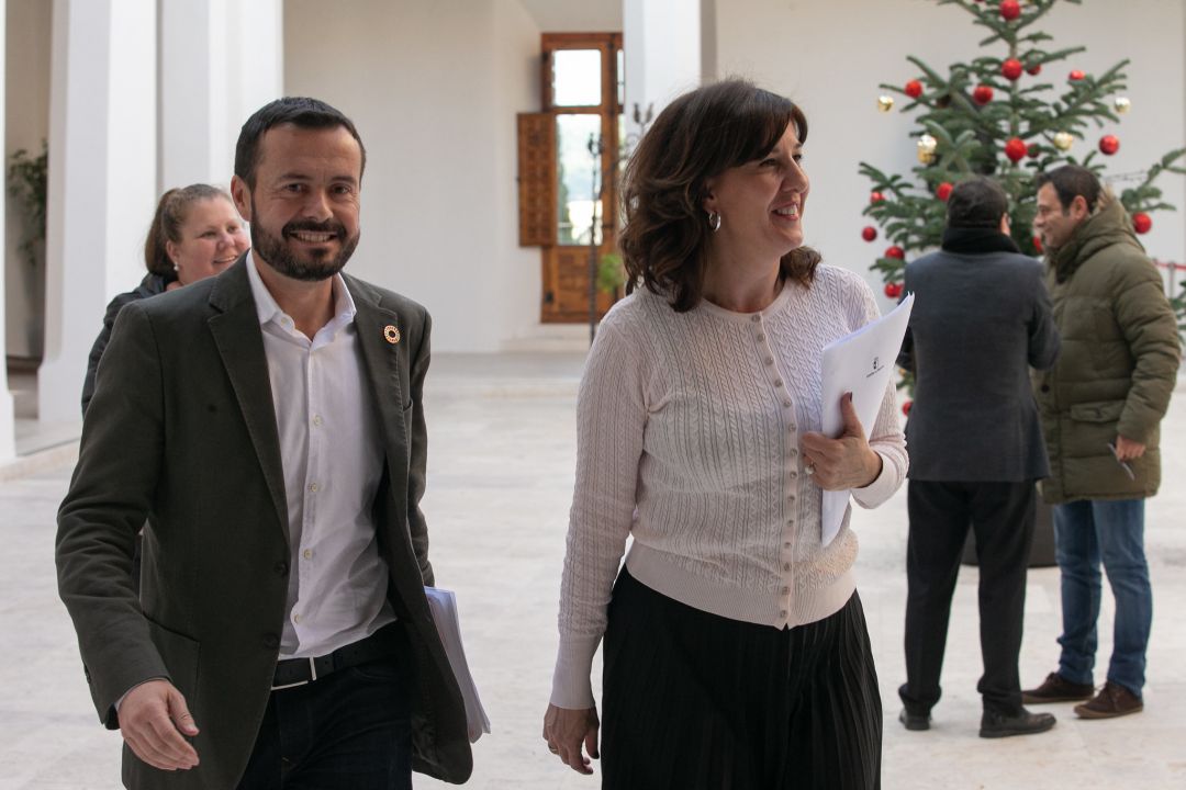 Junta urge a Núñez a pronunciarse ante el "apuro" en el que Casado pone al PP regional por defender el trasvase Junta urge a Núñez a pronunciarse ante el "apuro" en el que Casado pone al PP regional por defender el trasvase