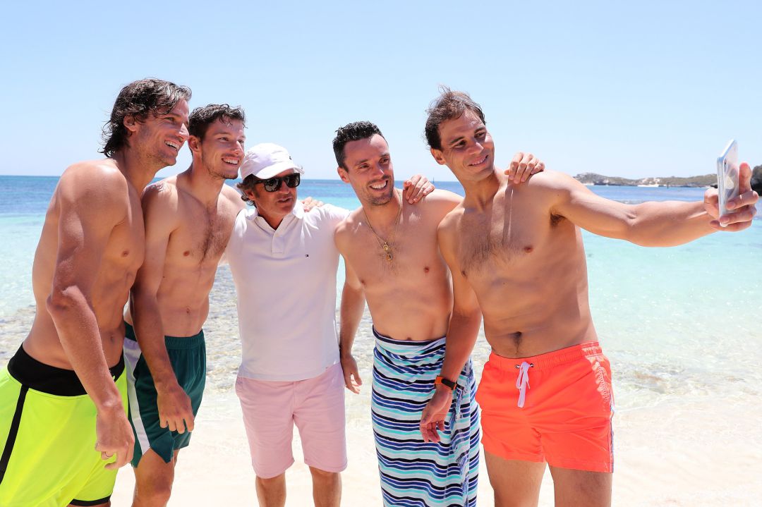 Feliciano Lopez, Pablo Carreno Busta, Francisco Roig, Roberto Bautista Agut y Rafael Nadal posan durante su visita a Rottnest Island. Feliciano Lopez, Pablo Carreno Busta, Francisco Roig, Roberto Bautista Agut y Rafael Nadal posan durante su visita a Rottnest Island.