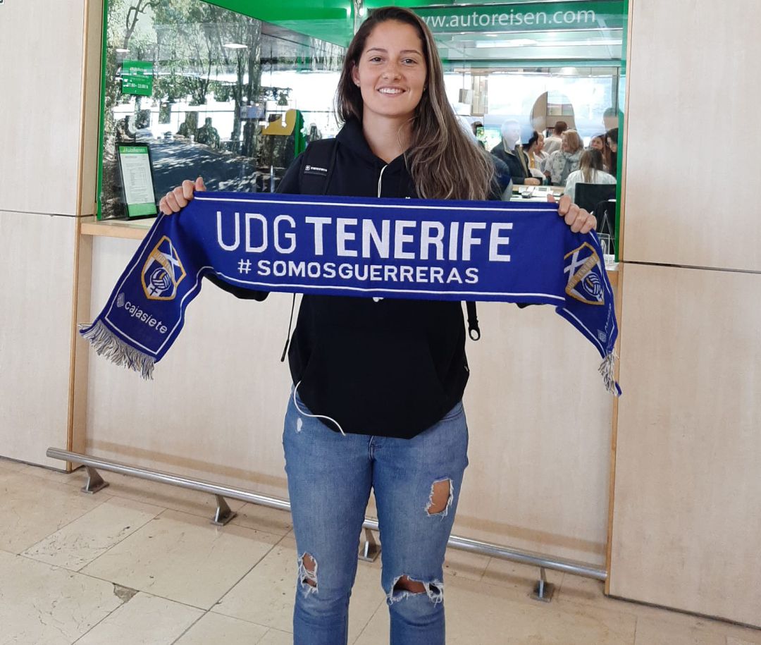 La internacional uruguaya viene a reforzar la línea defensiva La internacional uruguaya viene a reforzar la línea defensiva