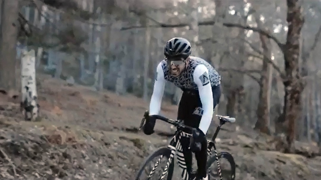 Alberto Contador se vuelve a subir a 'su' bici