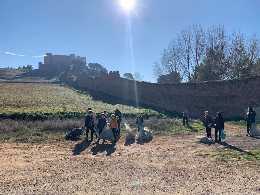Organizan una recogida de basura en Belmonte Organizan una recogida de basura en Belmonte