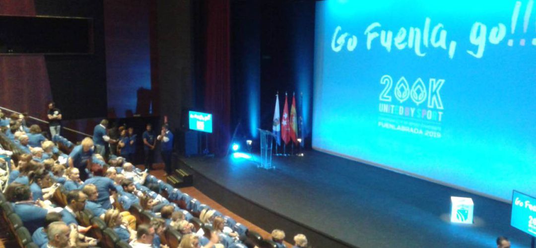 El teatro del Tomás y Valiente acogió un acto de apoyo a la candidatura de Fuenlabrada como Ciudad Europea del Deporte. El teatro del Tomás y Valiente acogió un acto de apoyo a la candidatura de Fuenlabrada como Ciudad Europea del Deporte.