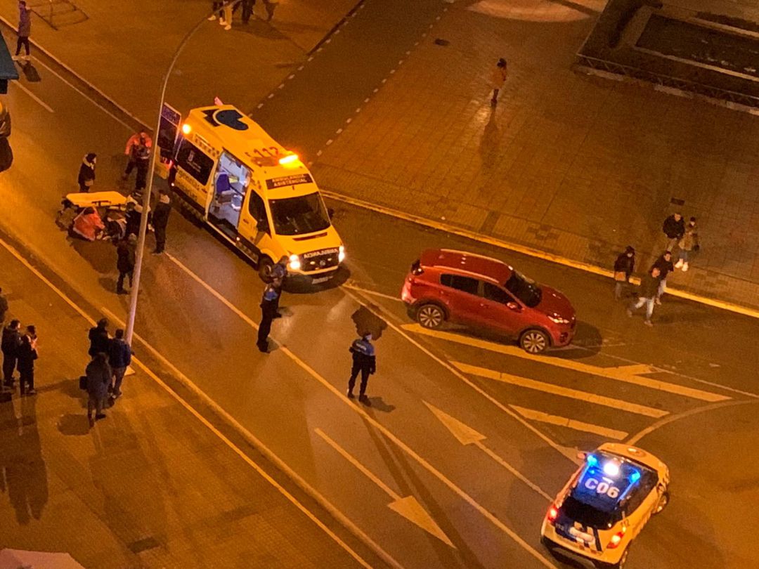 El accidente ocurrido en las inmediaciones de la Plaza Fernando Miranda El accidente ocurrido en las inmediaciones de la Plaza Fernando Miranda