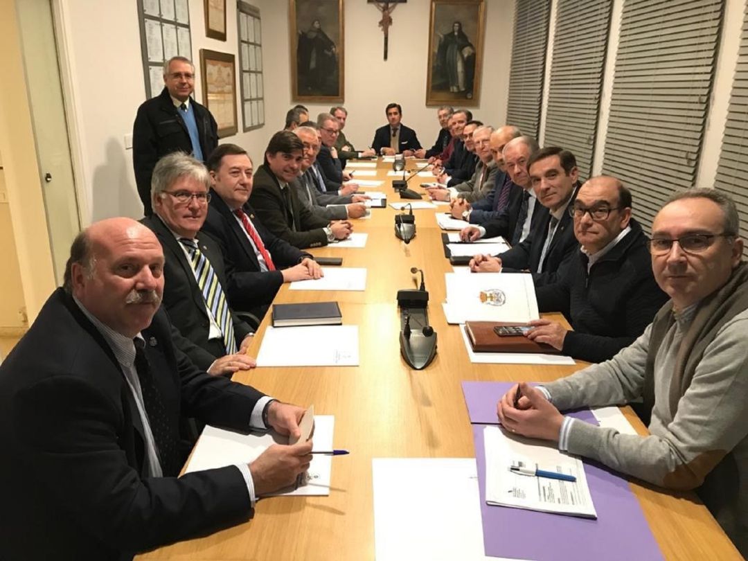 Reunión de las hermandades el pasado viernes en Sevilla Reunión de las hermandades el pasado viernes en Sevilla