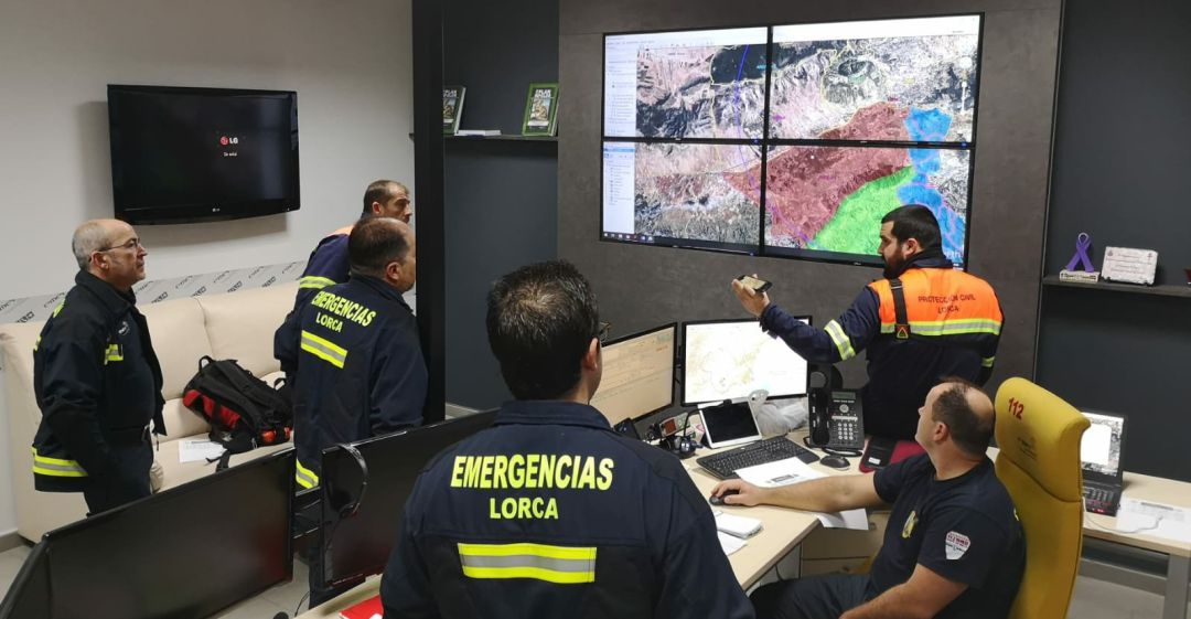 6 personas y tres vehículos reanudan este domingo la búsqueda del lorquino desaparecido el pasado lunes en Velez Rubio 6 personas y tres vehículos reanudan este domingo la búsqueda del lorquino desaparecido el pasado lunes en Velez Rubio