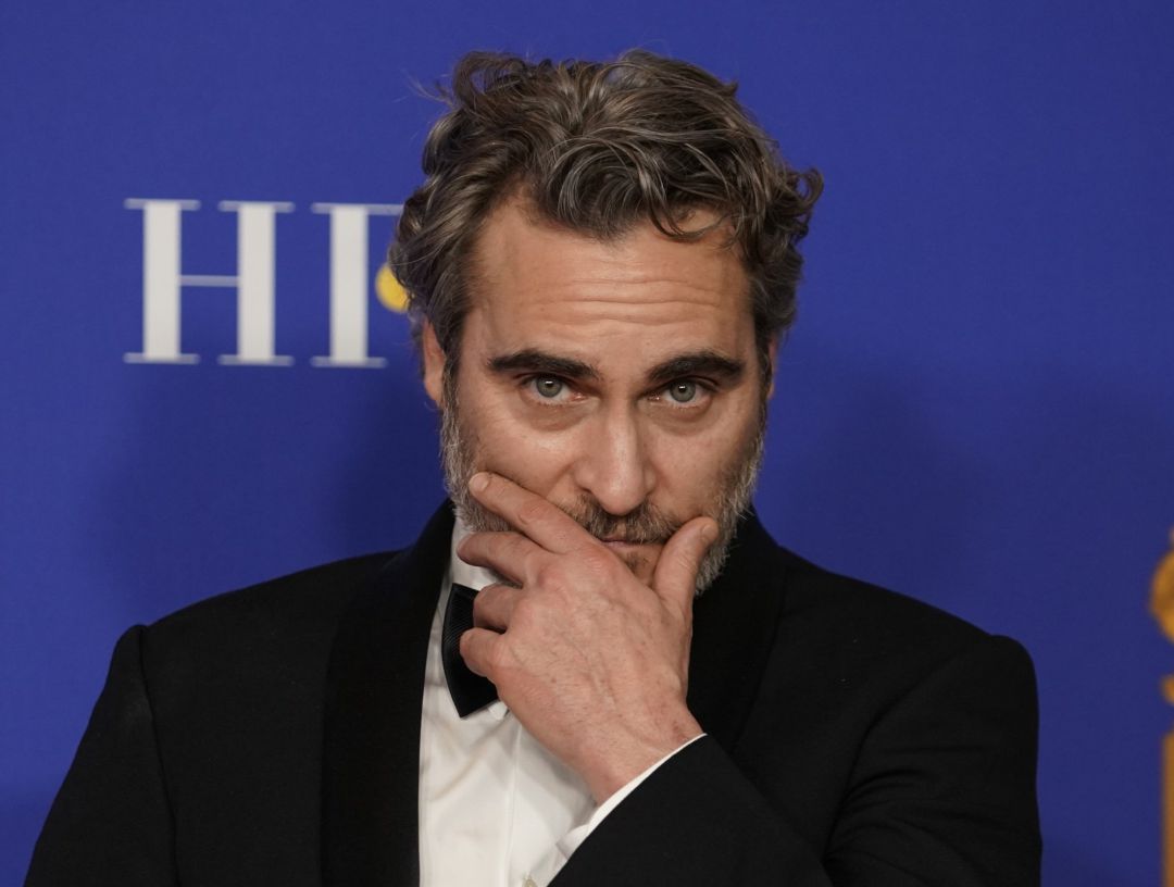 77th Golden Globe Awards - Photo Room - Beverly Hills, California, U.S., January 5, 2020 - Joaquin Phoenix poses backstage 77th Golden Globe Awards - Photo Room - Beverly Hills, California, U.S., January 5, 2020 - Joaquin Phoenix poses backstage