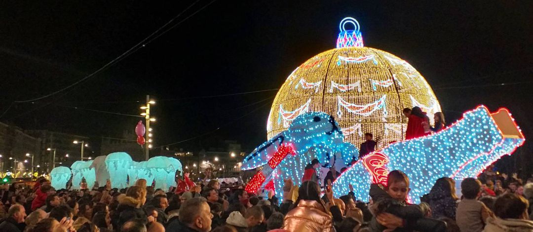 La cabalgata a su paso por la Marina La cabalgata a su paso por la Marina