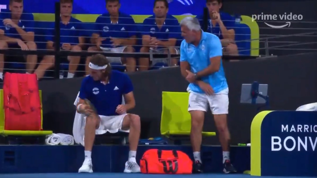 El ataque de ira en el que Tsitsipas golpeó a su propio padre con su raqueta