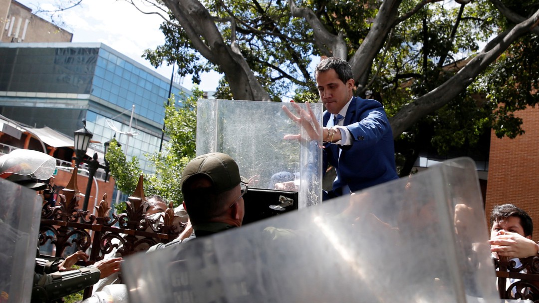 La oposición vuelve a investir a Guaidó como presidente interino de Venezuela