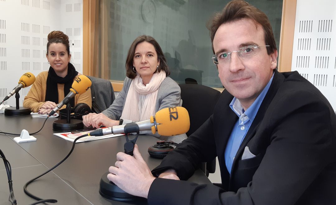 De derecha a izquierda, Miguel Ángel Recuenco (PP Leganés), Raquel López (PSOE Fuenlabrada) y Leticia Sánchez (Unidas Podemos Parla) De derecha a izquierda, Miguel Ángel Recuenco (PP Leganés), Raquel López (PSOE Fuenlabrada) y Leticia Sánchez (Unidas Podemos Parla)