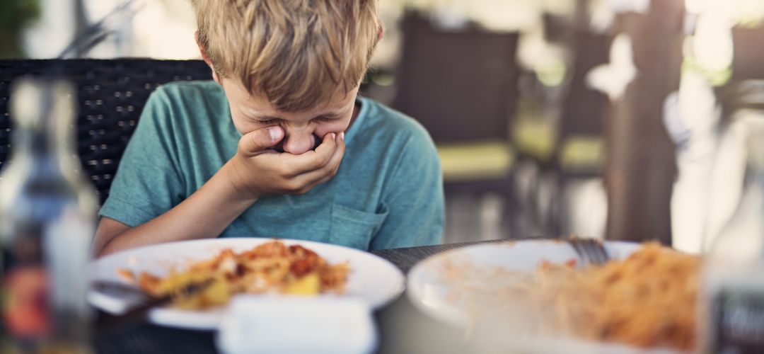 El reflujo esofágico "no solo es cosa de adultos: puede aparecer a cualquier edad", explican los pediatras. El reflujo esofágico "no solo es cosa de adultos: puede aparecer a cualquier edad", explican los pediatras.