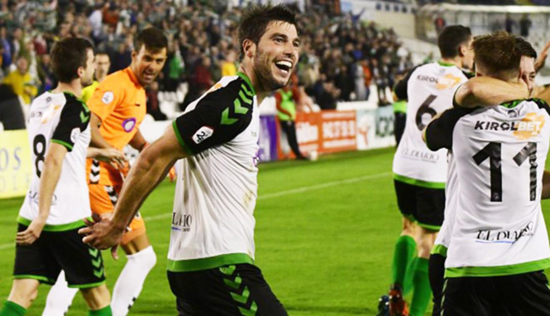 Jon Ander celebra uno de sus goles en El Sardinero Jon Ander celebra uno de sus goles en El Sardinero