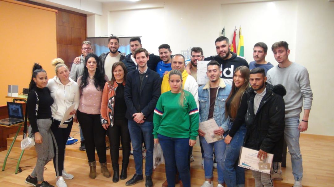 Jóvenes participantes en la última edición de la Escuela Taller Jóvenes participantes en la última edición de la Escuela Taller