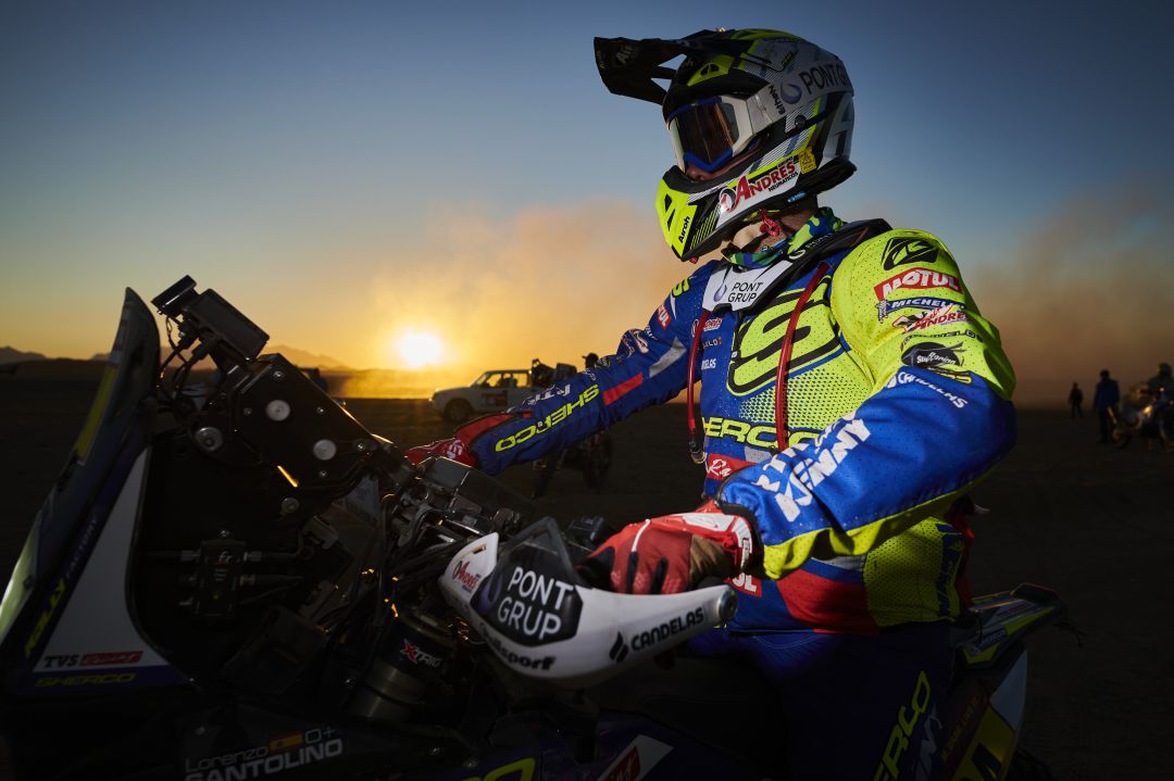 Lorenzo Santolino prosigue en el Dakar 2020 después de la etapa 5: Las dunas no pueden con Santolino, que avanza poco a poco en el Dakar 2020 Lorenzo Santolino prosigue en el Dakar 2020 después de la etapa 5: Las dunas no pueden con Santolino, que avanza poco a poco en el Dakar 2020