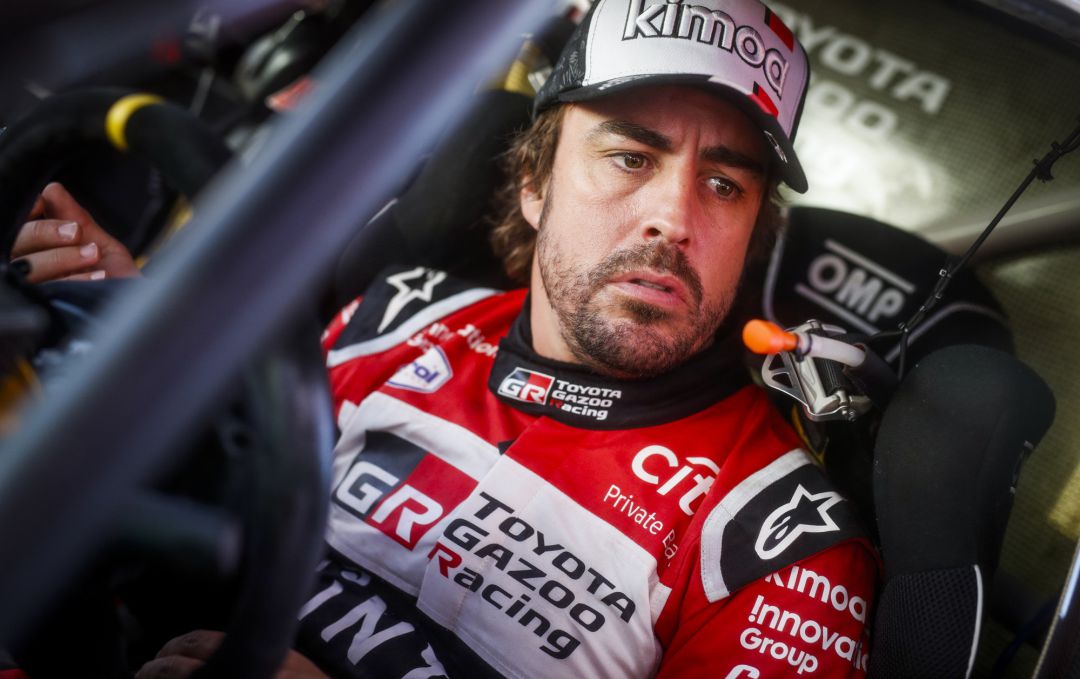 Fernando Alonso, en su Toyota. Fernando Alonso, en su Toyota.