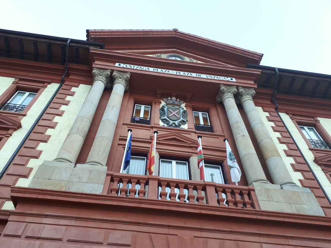 Fachada del ayuntamiento de Eibar Fachada del ayuntamiento de Eibar