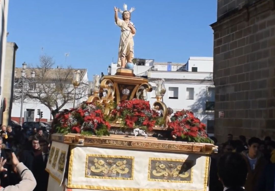 Procesión del Niño Jesús organizada por la Hermandad de la Buena Muerte de Jerez Procesión del Niño Jesús organizada por la Hermandad de la Buena Muerte de Jerez