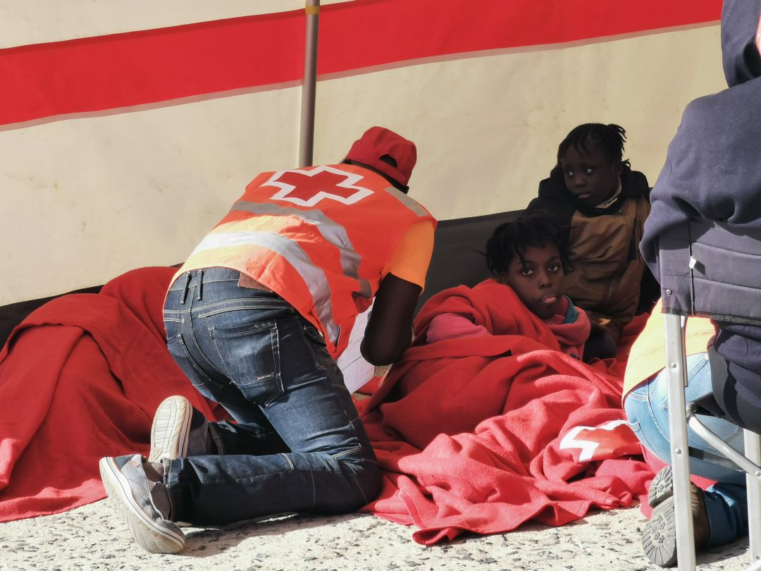 Una de las madres embarazadas sufrió contracciones al llegar y tuvo que ser atendida en el hospital de Cruz Roja Una de las madres embarazadas sufrió contracciones al llegar y tuvo que ser atendida en el hospital de Cruz Roja