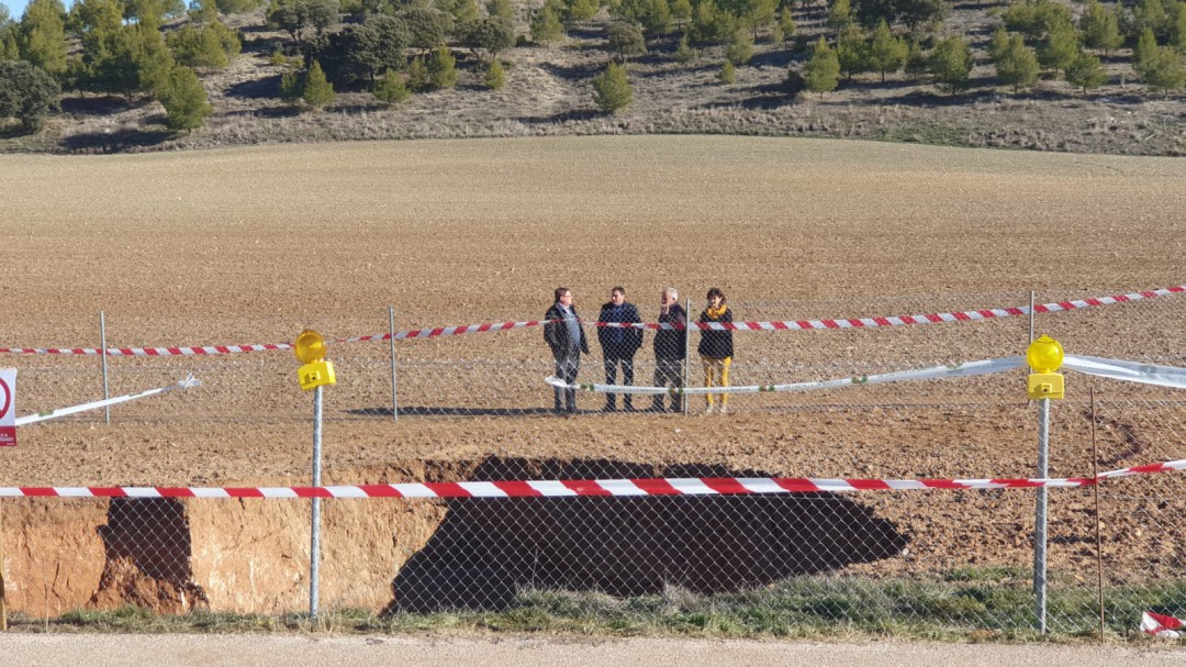 El Instituto Geológico y Minero estudiará la dolina de Arcas y Villar de Olalla