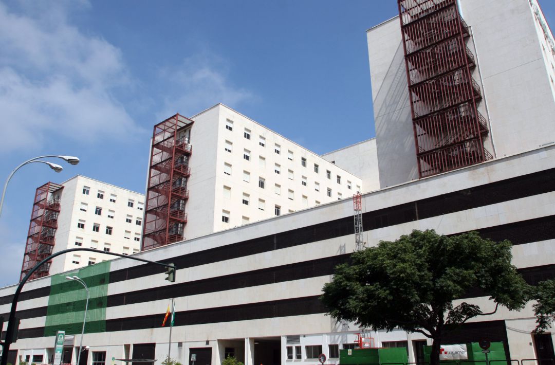 Hospital Puerta del Mar, Cádiz. Hospital Puerta del Mar, Cádiz.