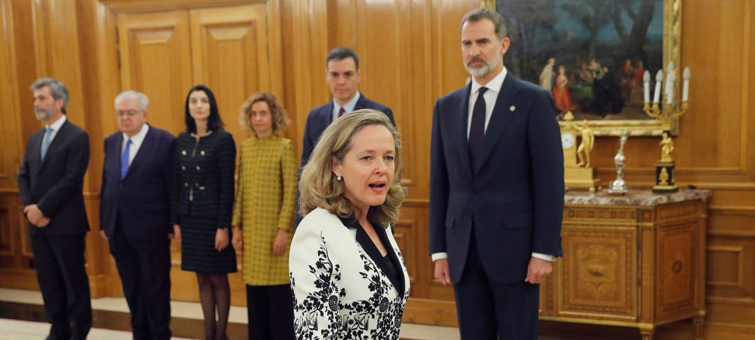 La nueva vicepresidenta de Asuntos Económicos y Transformación Digital, Nadia Calviño, jura o promete su cargo ante el Rey Felipe VI La nueva vicepresidenta de Asuntos Económicos y Transformación Digital, Nadia Calviño, jura o promete su cargo ante el Rey Felipe VI
