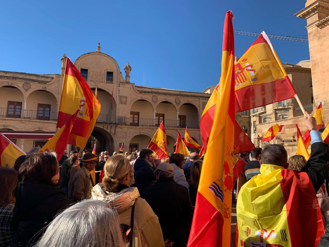 Vox concentra a decenas de personas en Lorca Vox concentra a decenas de personas en Lorca