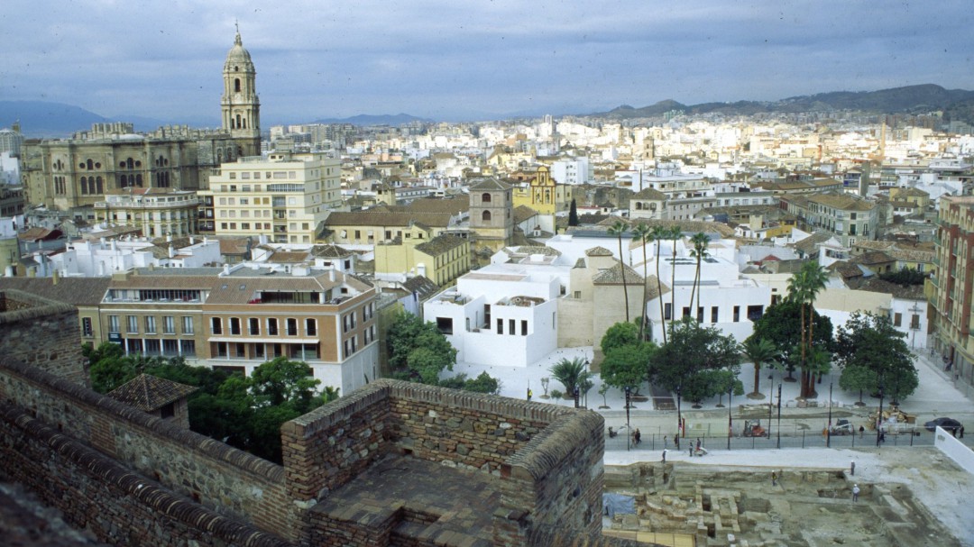De la Torre "pasa página" sobre la tasa turística