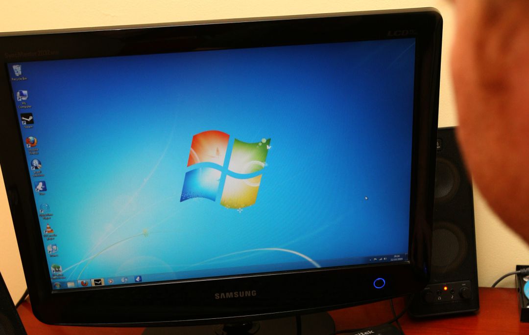 Un usuario utilizando Windows 7. Un usuario utilizando Windows 7.