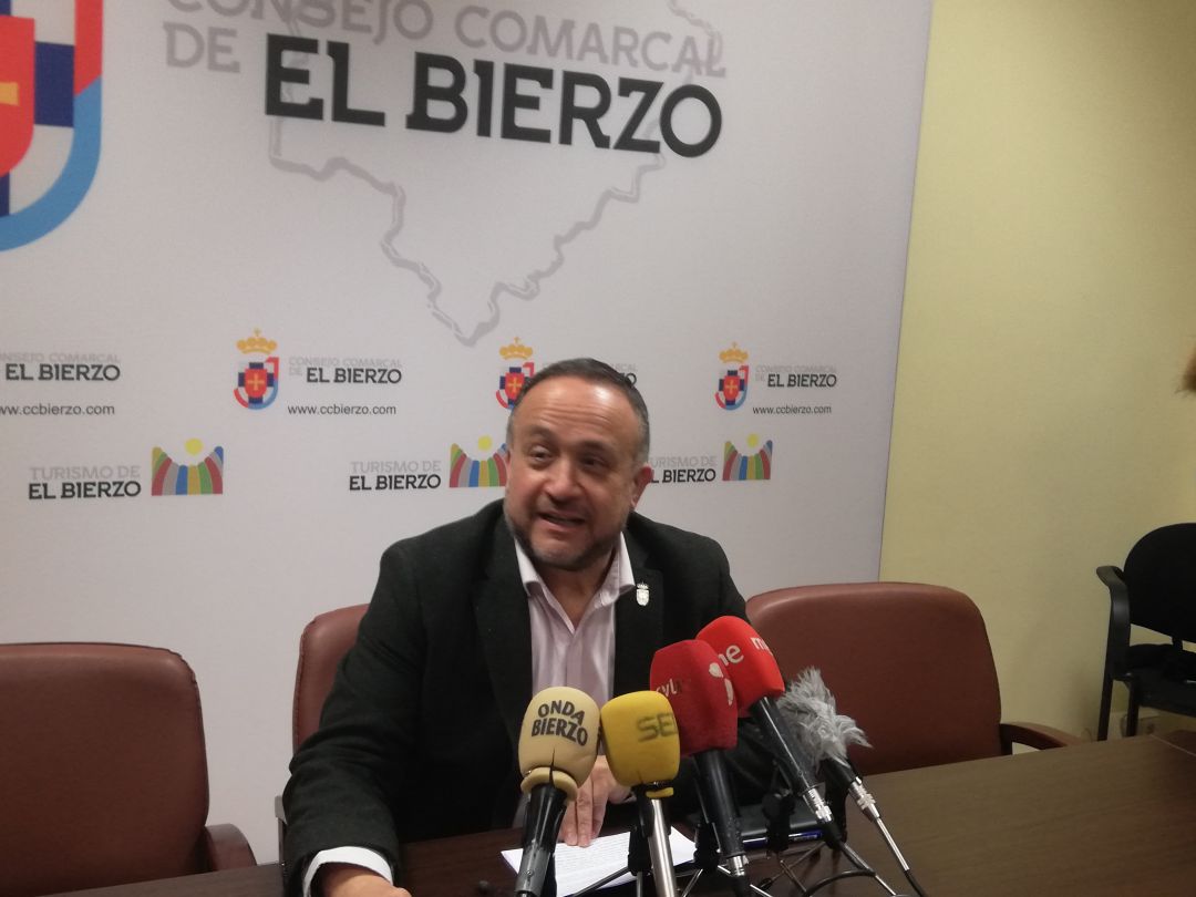 El Consejo Comarcal pedirá la regulación de las visitas en Las Médulas El Consejo Comarcal pedirá la regulación de las visitas en Las Médulas