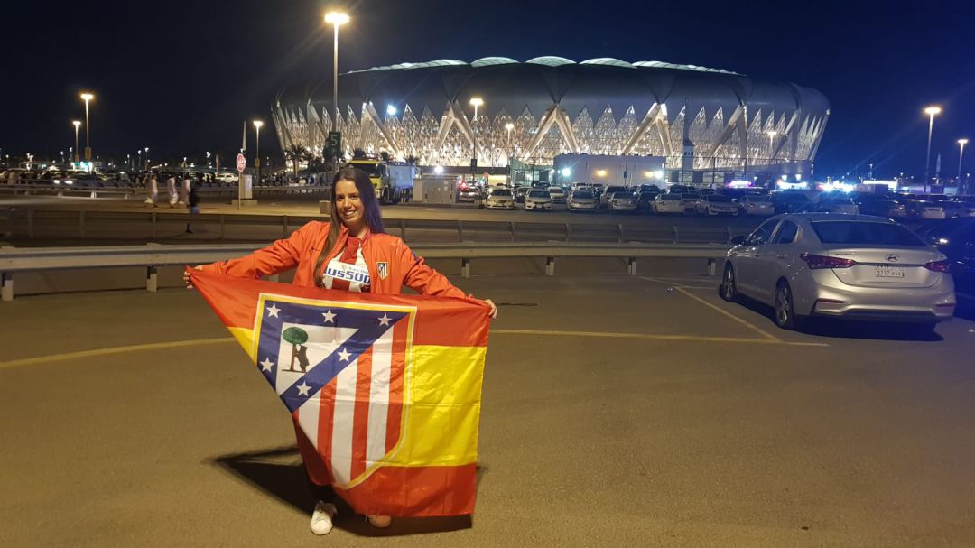 Noelia, la conquense que viajó a Arabia para animar al Atlético en la Supercopa Noelia, la conquense que viajó a Arabia para animar al Atlético en la Supercopa