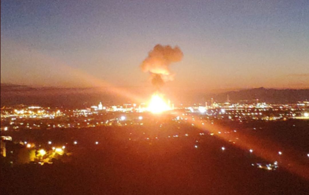 Imagen de la explosión que ha compartido un usuario de Twitter. Imagen de la explosión que ha compartido un usuario de Twitter.
