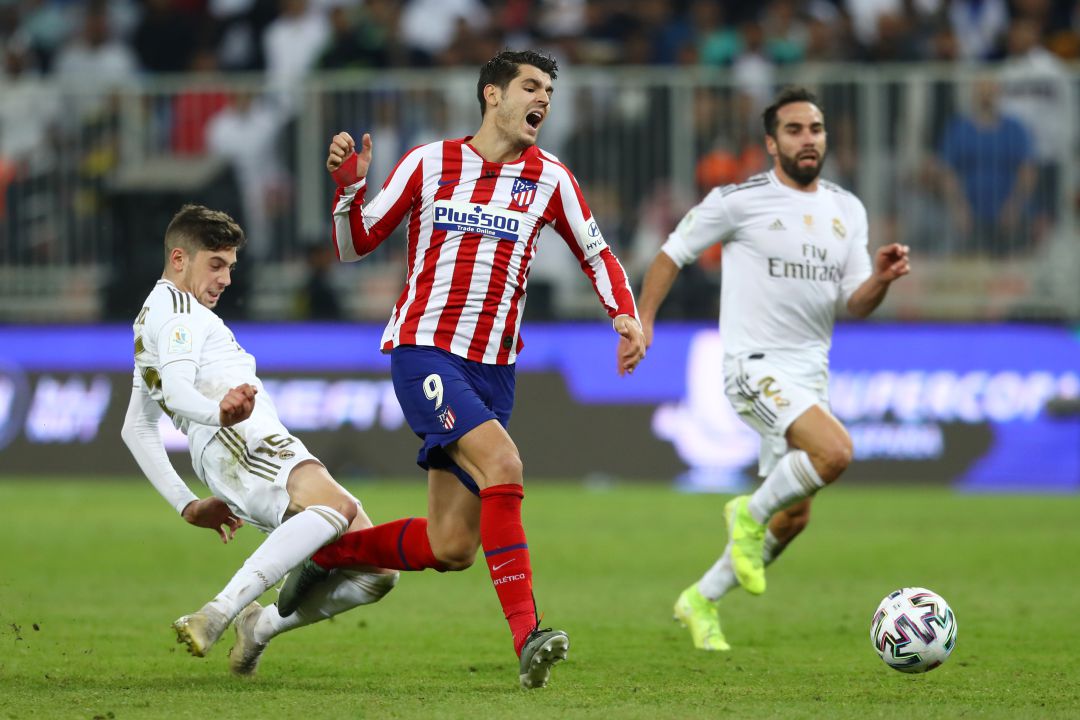 Momento de la falta de Fede Valverde a Álvaro Morata. Momento de la falta de Fede Valverde a Álvaro Morata.