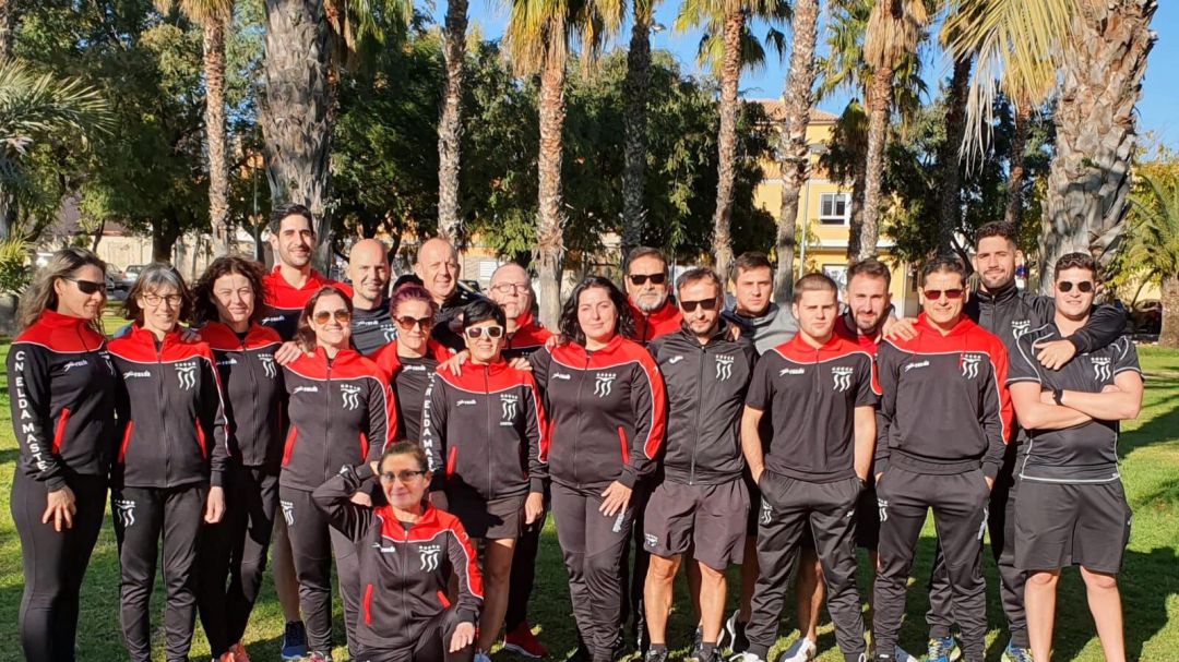 Grupo de nadadores eldenses en Castellón Grupo de nadadores eldenses en Castellón