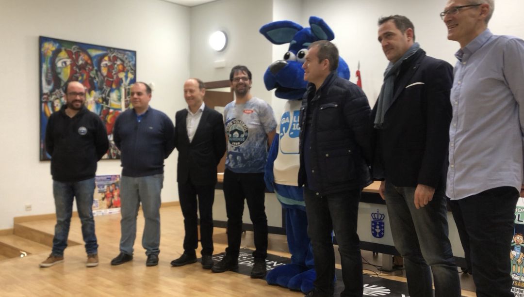 En Ourense se presentó el Campeonato Gallego de Voleibol Benjamín y Alevín En Ourense se presentó el Campeonato Gallego de Voleibol Benjamín y Alevín