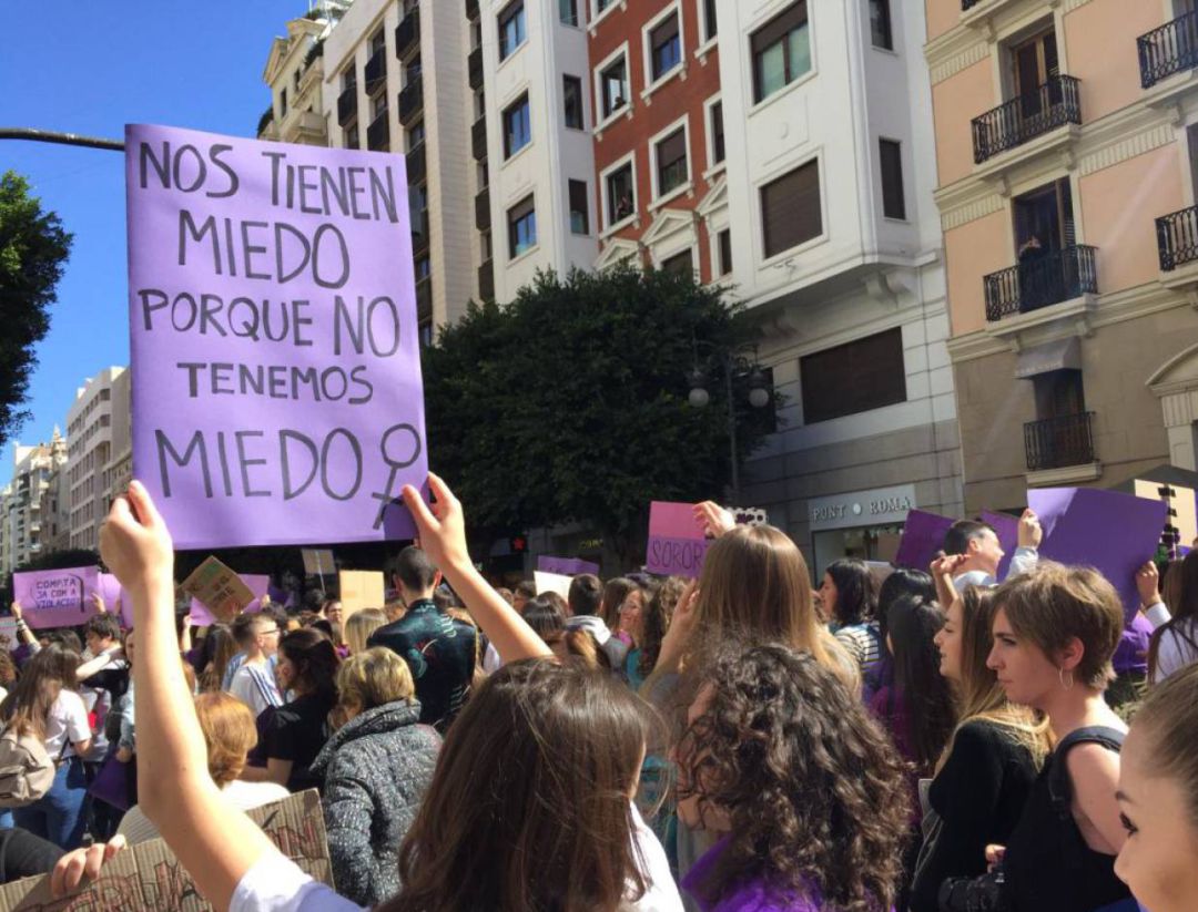 El movimiento feminista considera que las sanciones impuestas son injustas El movimiento feminista considera que las sanciones impuestas son injustas