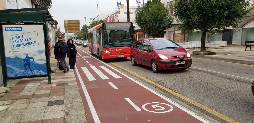 Carril bici de Julio Hauzeur. Carril bici de Julio Hauzeur.