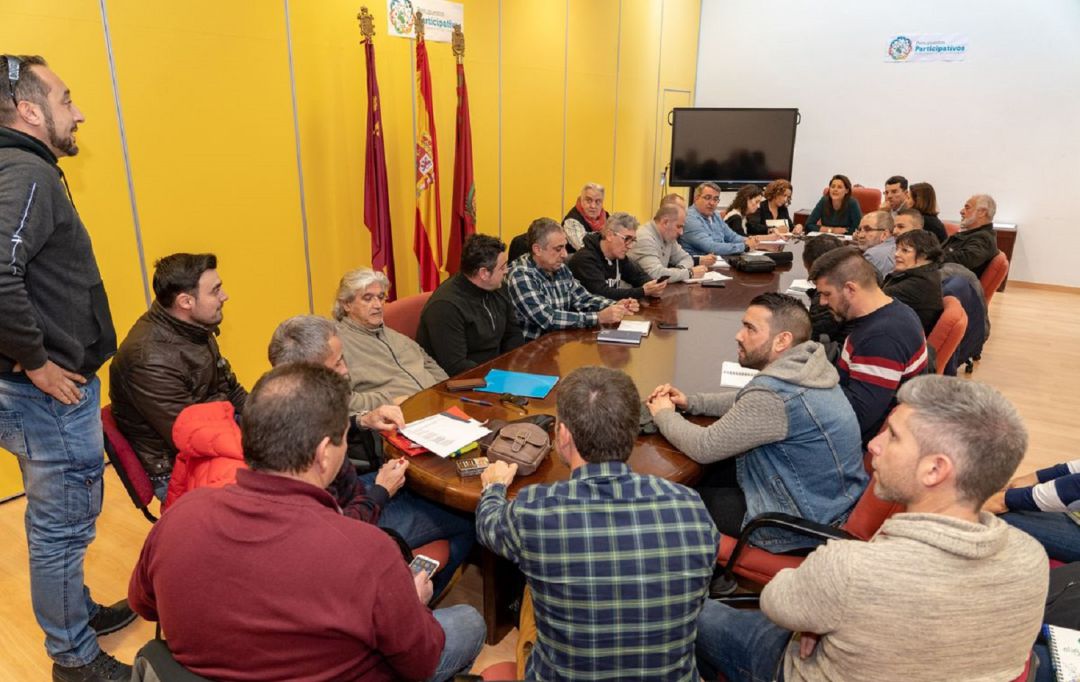 El Gobierno municipal confía en retomar la negociación tras el abandono de los sindicatos El Gobierno municipal confía en retomar la negociación tras el abandono de los sindicatos