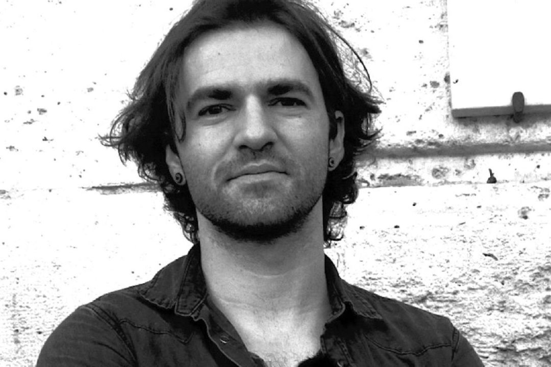 'Cartagena Piensa' arranca con la presentación del libro 'Educación Tóxica' de Jon E. Illescas 'Cartagena Piensa' arranca con la presentación del libro 'Educación Tóxica' de Jon E. Illescas