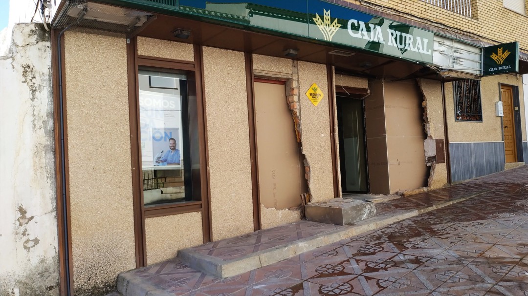 Guadix: Detenidos once atracadores especializados en robar cajeros automáticos en la comarca del Altiplano