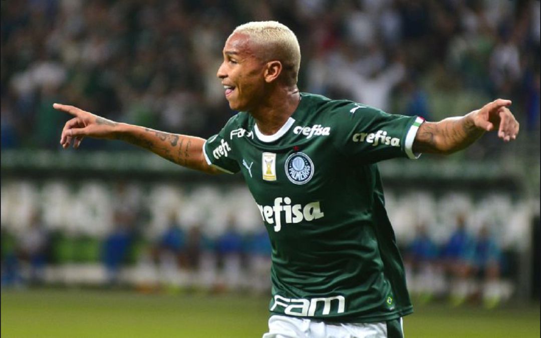 Deyverson celebra un gol con Palmeiras Deyverson celebra un gol con Palmeiras