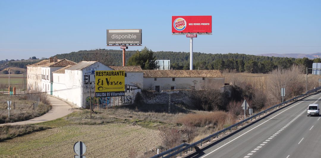 Villas Viejas, al pie de la autovía A-3, en Cuenca. Villas Viejas, al pie de la autovía A-3, en Cuenca.