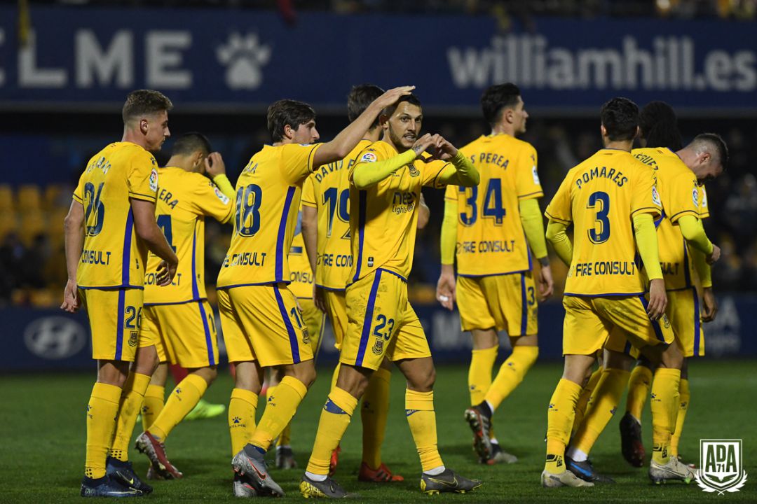 Los jugadores del Alcorcón celebrando un gol Los jugadores del Alcorcón celebrando un gol