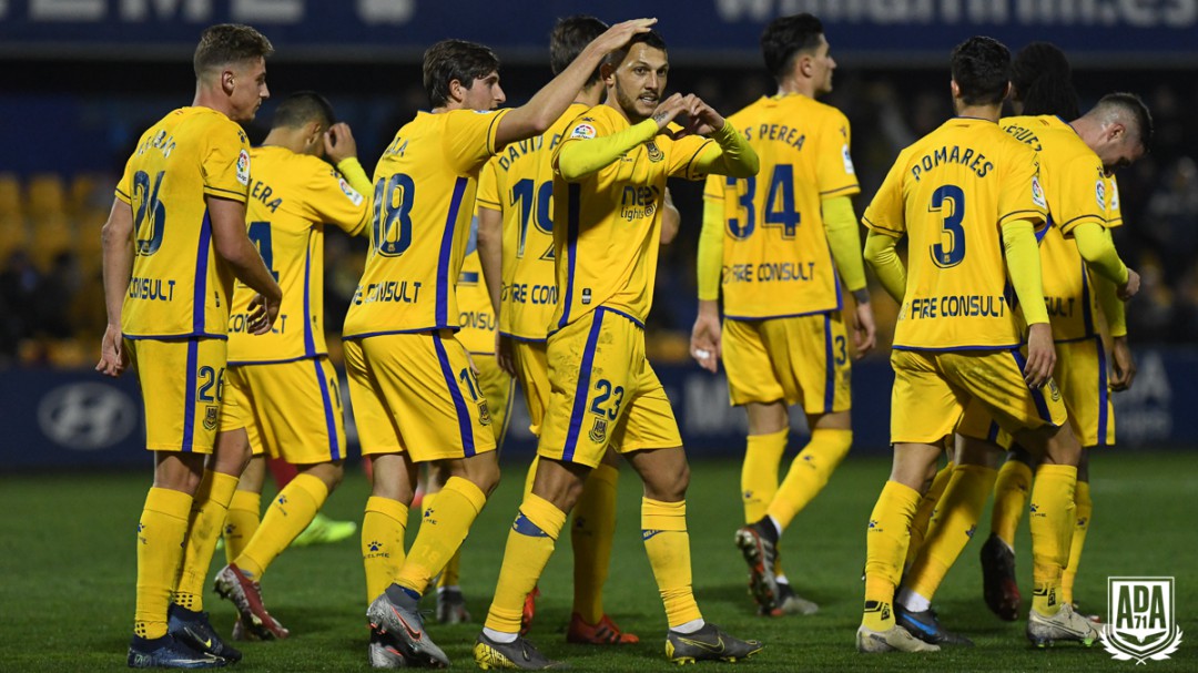 2-2: El Numancia saca oro por la falta de pegada del Alcorcón
