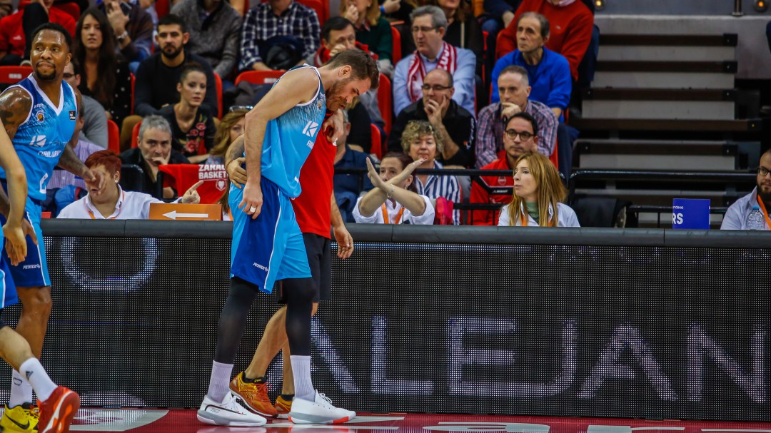 Álex Urtasun, ayuda desde el banquillo